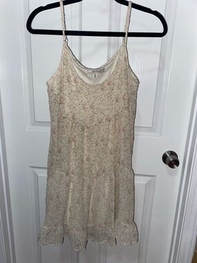 Adam Levine Collection Cream Floral Midi Dress